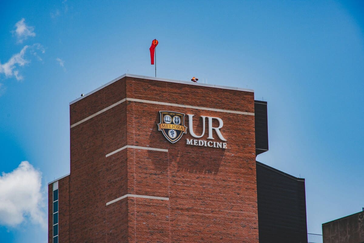 The top of a building at Univeristy of Rochester medicine